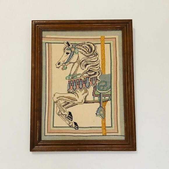 Carousel Horse Cross Stitch Embroidery Vintage - Picture 1 of 5